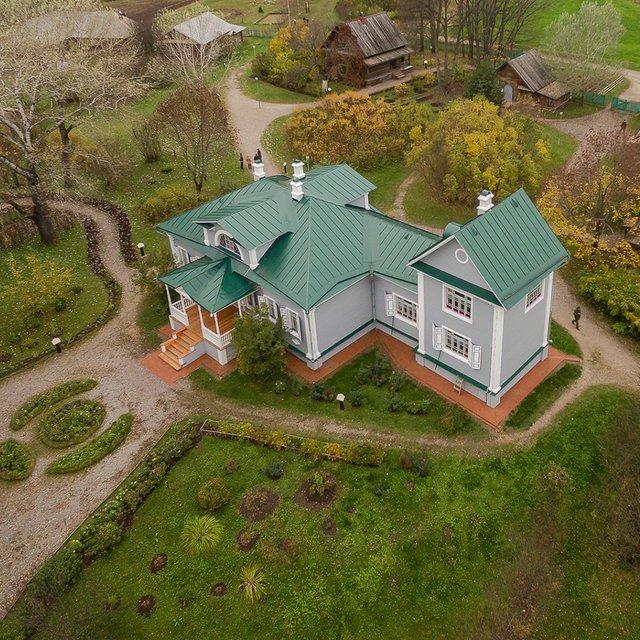 7 малоизвестных усадеб вокруг Москвы: едем в гости к Пришвину, Блоку, Менделееву и другим