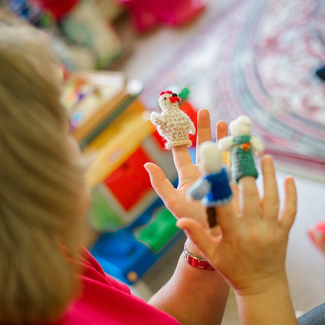 «В наших детских садах дела обстоят плохо со всем». Воспитательница из Калининграда — о любви к детям и низкой зарплате