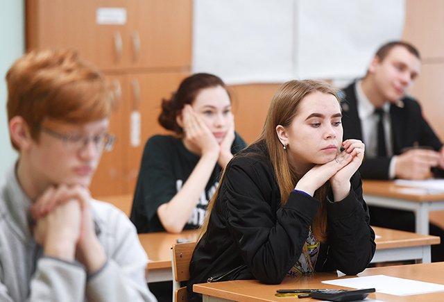 «Деваться уже некуда. Нужно просто сесть и написать»: первые впечатления выпускников о ЕГЭ-2019