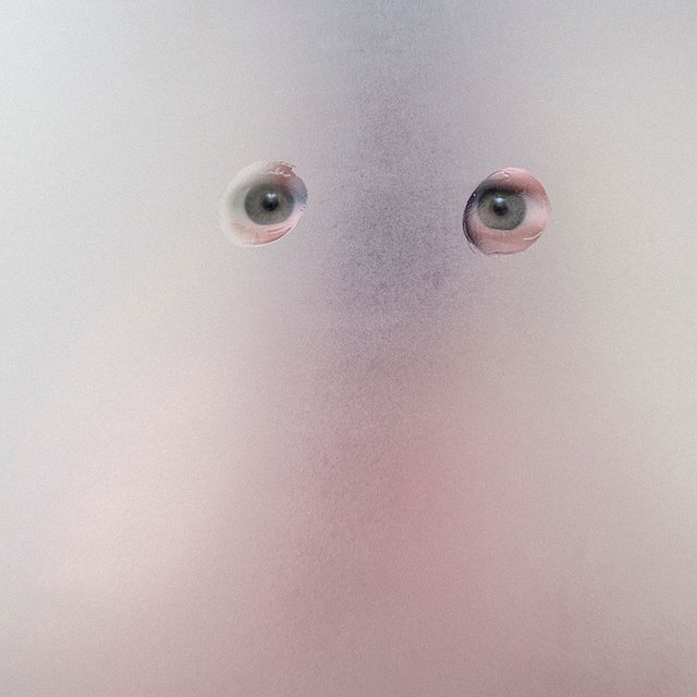 Работаю в школе, которую окончила, и не воспринимаю учителей как коллег: мне с ними неуютно. Как быть?