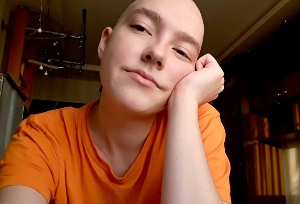 7 советов подросткам, которые столкнулись с тяжелой болезнью, — от девочки, прошедшей 6 курсов химиотерапии