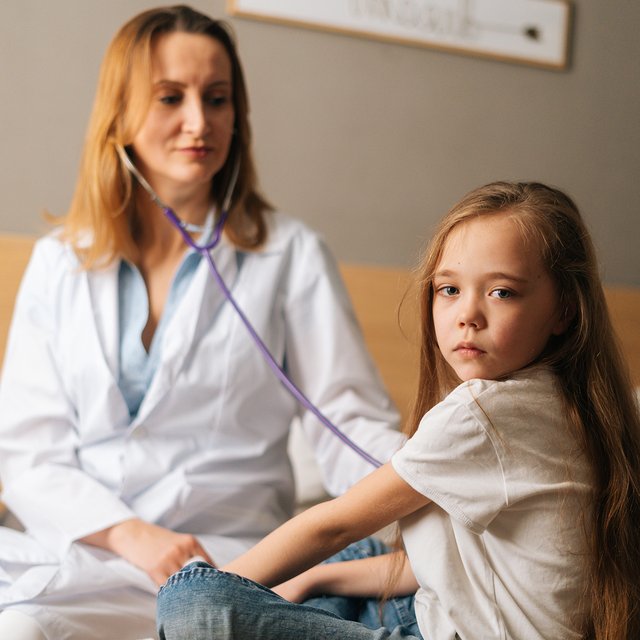 «Вызов врача на дом — это безобразие». Педиатр — об ОРВИ и гриппе у детей