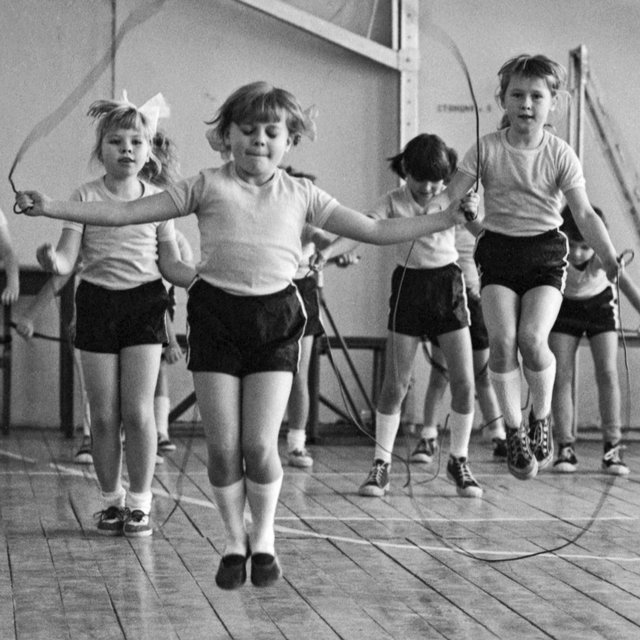 «Я для них как второй папа»: учитель физкультуры – о важности своих уроков в школе