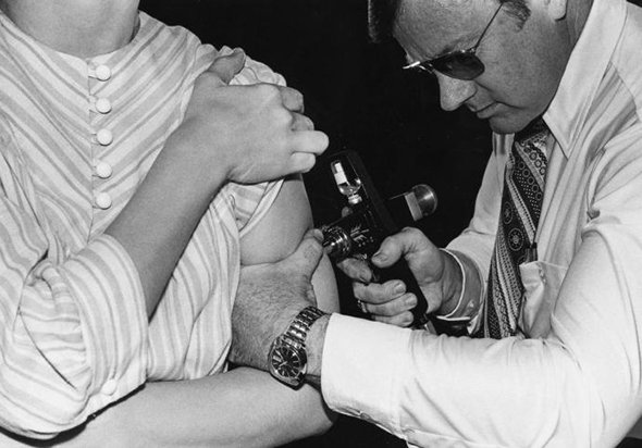 Столетняя война: история вакцин против гриппа thumbnail