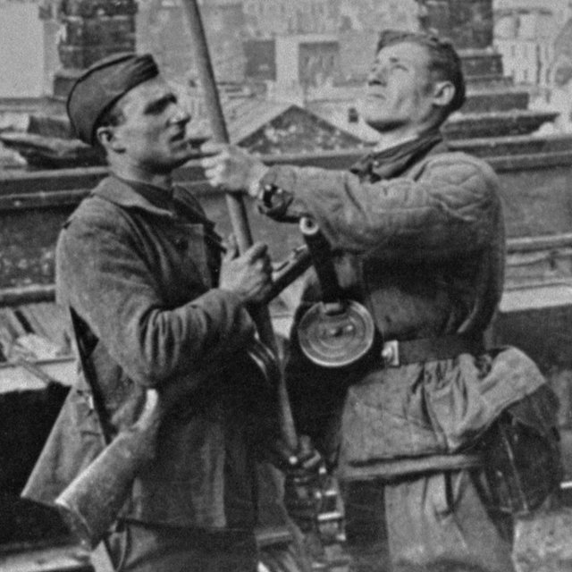 Кто такие Егоров и Кантария? Тест: знаете ли вы героев ВОВ на уровне школьной программы