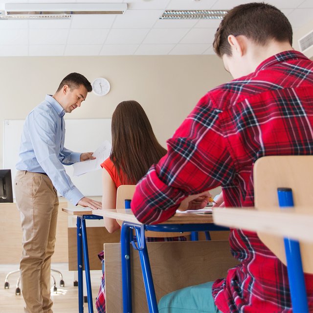 Обязан ли учитель бесплатно проводить консультации по подготовке к ОГЭ?