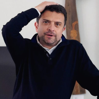 "Нынешние учебники
по сравнению
с советскими -
небо и земля"