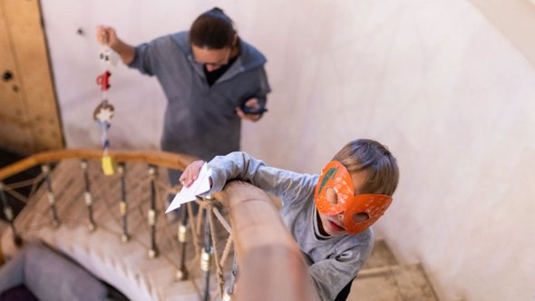 Seasons of life, Снегопад, Вечеринка