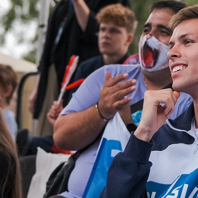 «Нельзя оправдывать тренера, унижающего ребёнка». Серебряный призёр Олимпиады в Токио — о детях в большом спорте