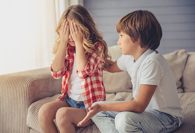 Почему ребёнок всё время извиняется?