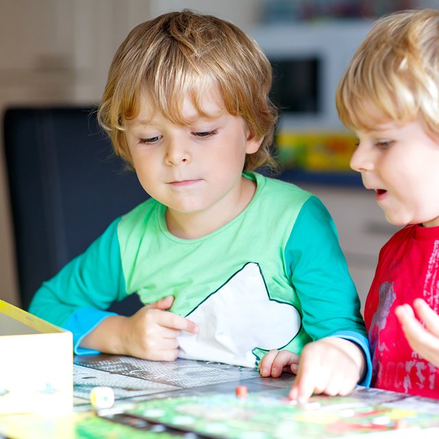 Что делать, если ребёнок не умеет проигрывать?