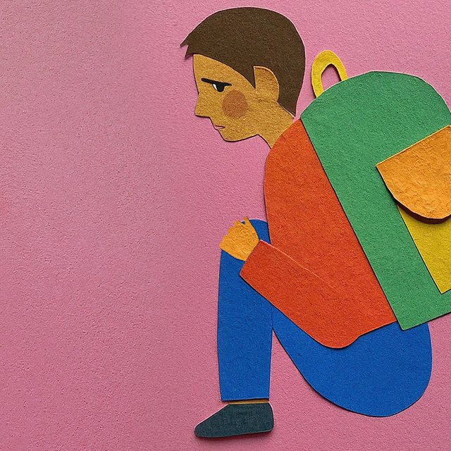 Ребенок не хочет ходить в школу: каждое утро возвращается обратно. Что делать?