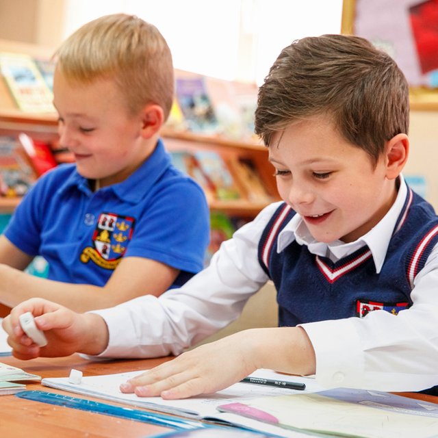 Факультеты как в Хогвартсе и свобода быть собой: как и чему учат в школах с британской системой