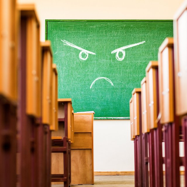 «Затем наступает двухминутка ненависти». Что не так с родительскими собраниями в школах