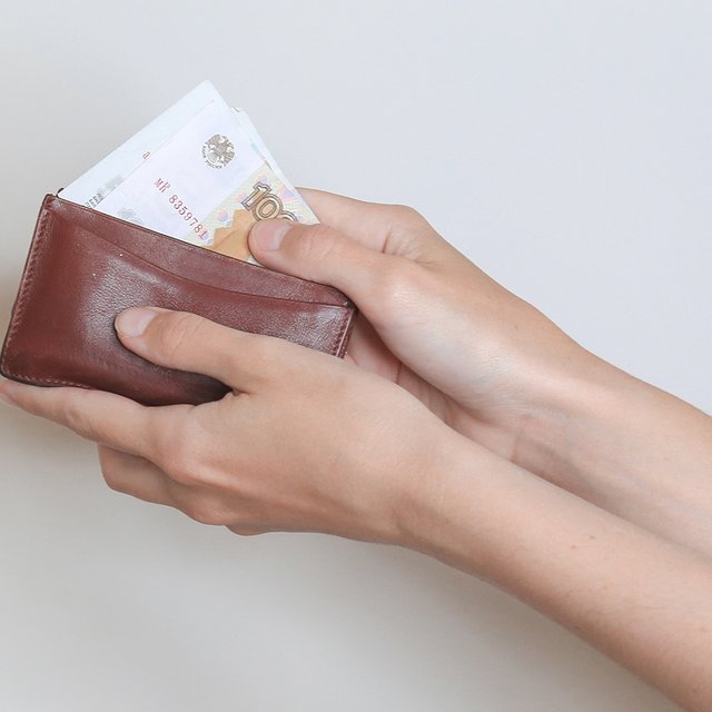 1 840 рублей в месяц за классное руководство: сколько на самом деле зарабатывают учителя