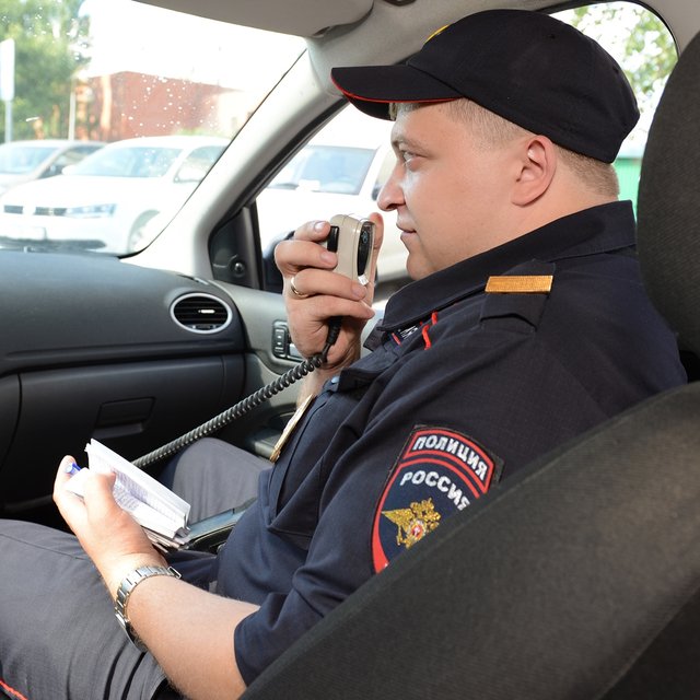 «Я у мамы снайперист». Как могут наказать детей и их родителей за шутки про шутинг