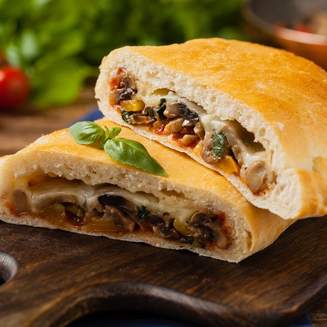 Быстрые пирожки с картошкой и грибами: их можно дать ребенку в школу на перекус