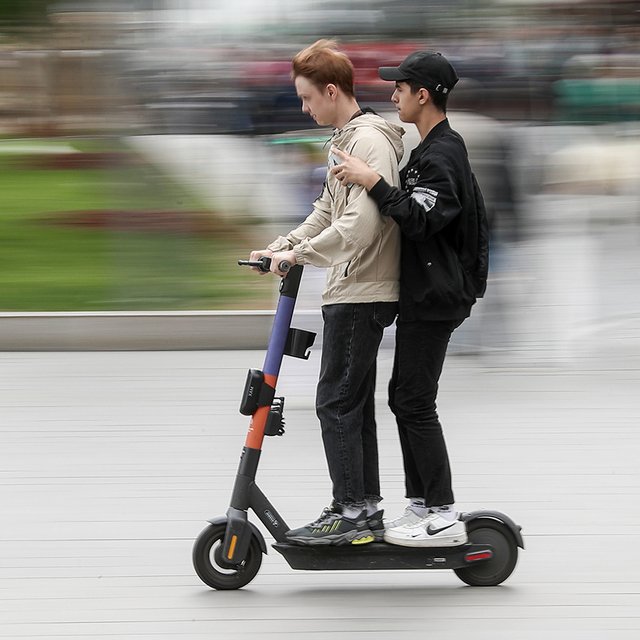 Электросамокаты: штрафы, правила 2024 года и опасности для подростков