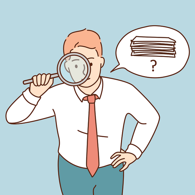 Организатор во время ЕГЭ обыскивает ребёнка в поисках шпаргалки: законно ли это