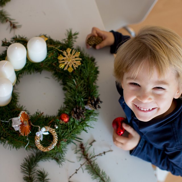 Рождественский венок своими руками: 5 праздничных идей
