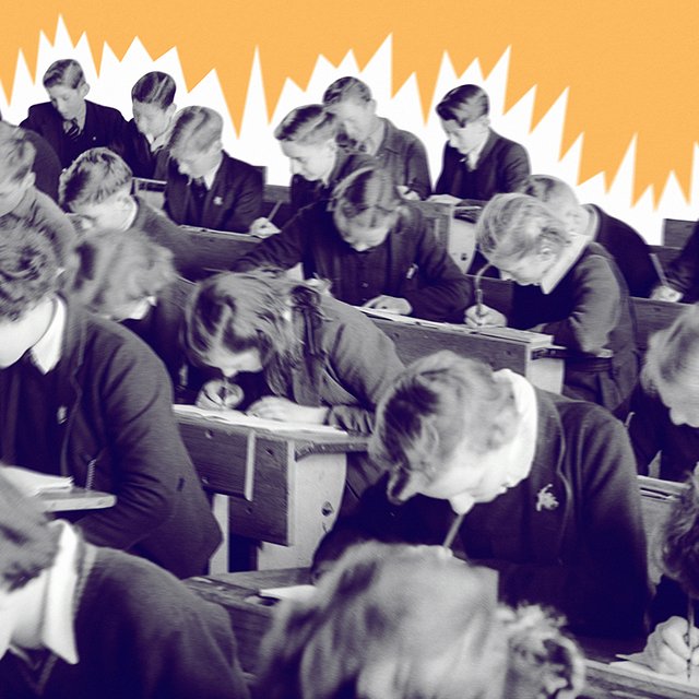 Целый класс получил низкие баллы по всем ВПР: должна ли школа как-то реагировать на это?