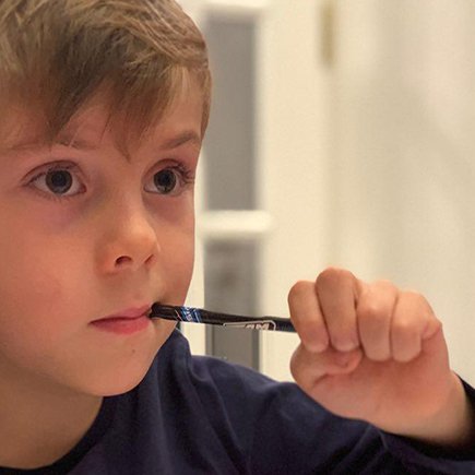 От полного неприятия до родного места: как главред «Мела» вместе с сыном адаптировались к школе