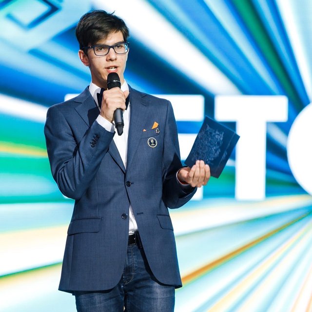 «Из школы нужно уходить красиво»: как выиграть Всерос и взять золото на международной олимпиаде