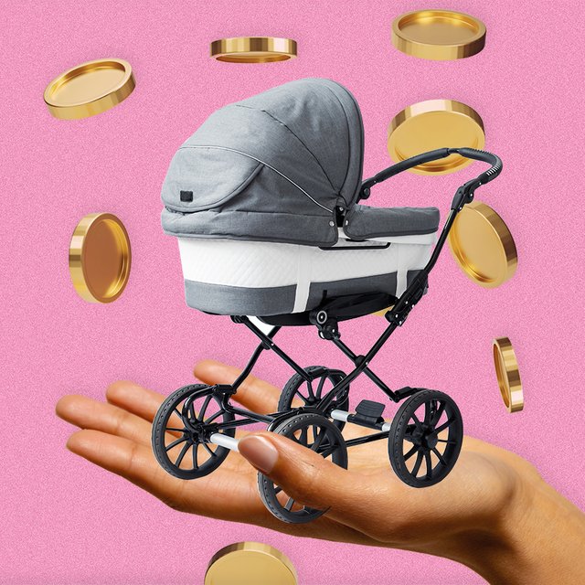 «Заработала 100 тысяч на продаже вещей дочки». Как устроена покупка и продажа детских товаров с рук