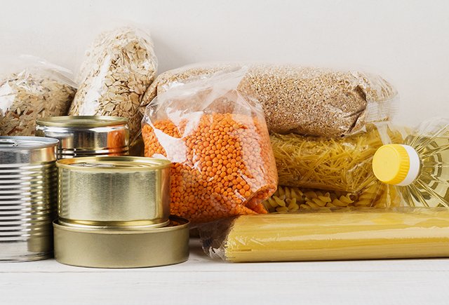 Ребёнку в школе не выдают льготный продуктовый набор. Что делать?