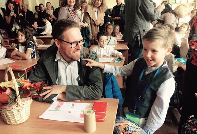 «Родительское собрание — это какое-то безумие и сеанс коллективного издевательства»