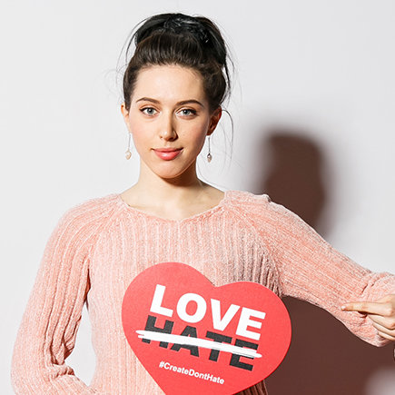 «Если ты девушка – сиди дома, готовь, иди учись, зачем ты всё это делаешь»