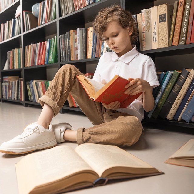 «Лёва занимается семь дней в неделю без каникул»: бывшая учительница – о том, почему она не отдала сына в школу