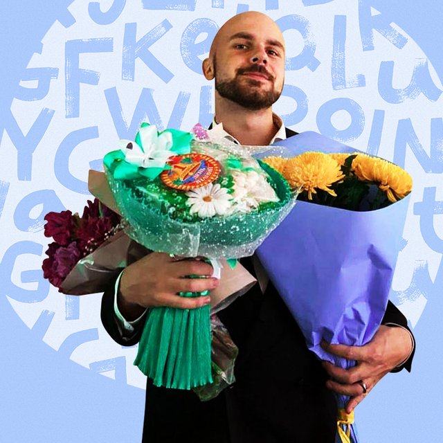 «Вот они сидят, 15 человек, и вообще на меня не смотрят. Им плевать»: учитель английского — об увольнении из школы