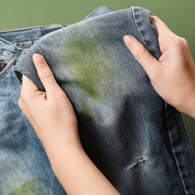 6 способов вывести пятно от травы с одежды – без бытовой химии