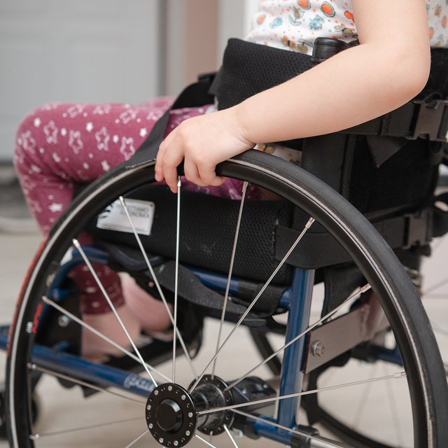 Существуют ли льготы на приём в 1 класс у детей с инвалидностью