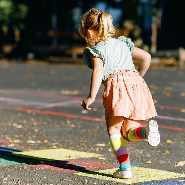 10 игр на асфальте с мелками: и это не только классики