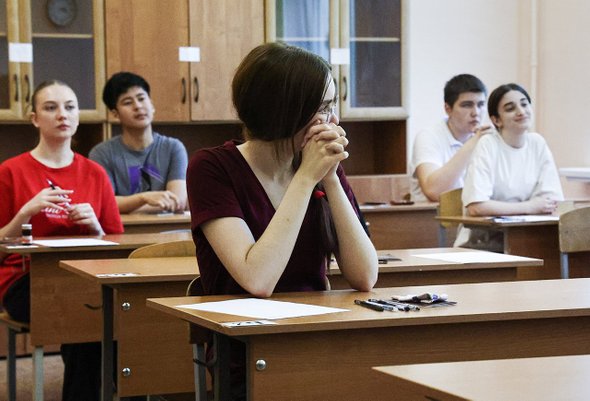 8 неудобных вопросов про ЕГЭ и ВПР — как на них ответил глава Рособрнадзора Анзор Музаев