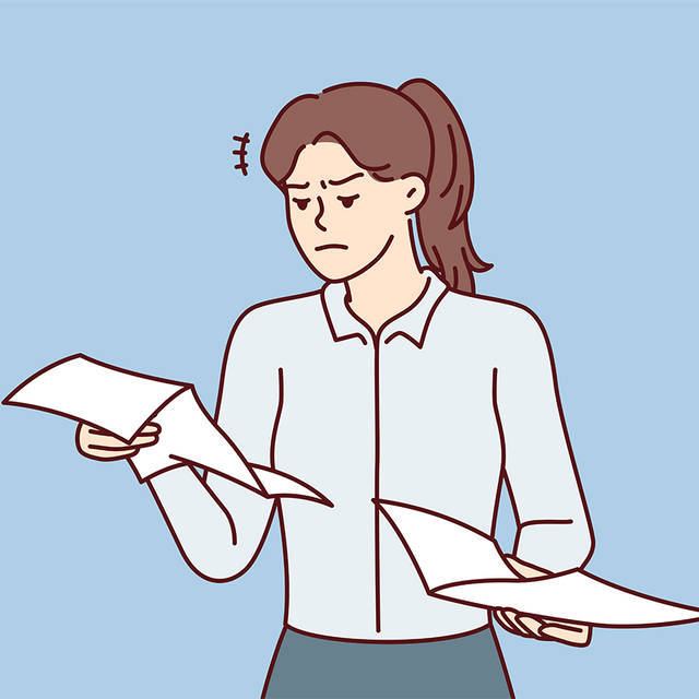 Учителей обязывают распечатывать раздаточные материалы за свой счёт: законно ли это