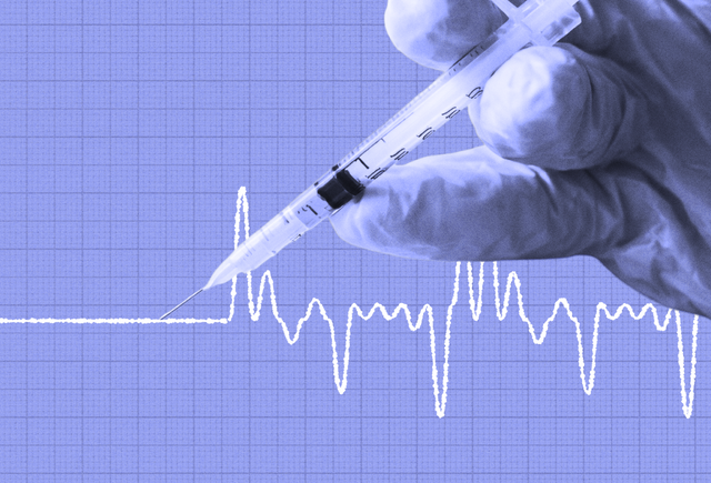 Обложка «Когда прививаете девочку, спасаете одного человека, когда мальчика — 10». Онколог Григорий Чиж — о вакцине против ВПЧ