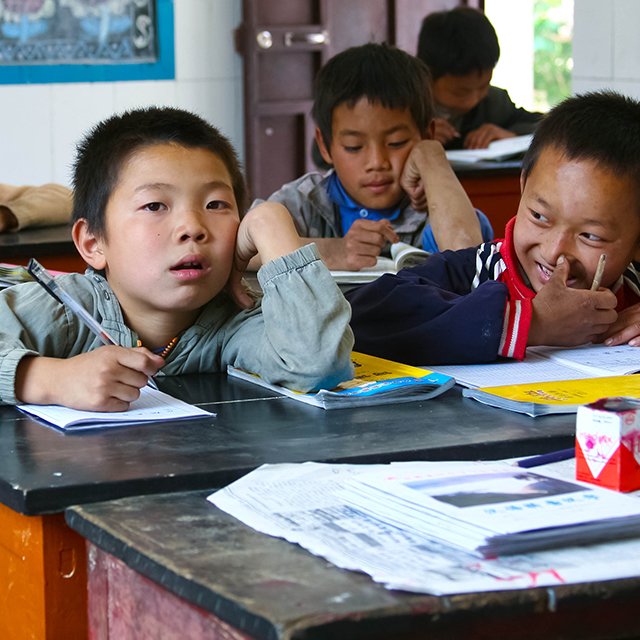 Школьники и студенты в Китае очень хорошо учатся. Но при этом живут в страхе и стрессе