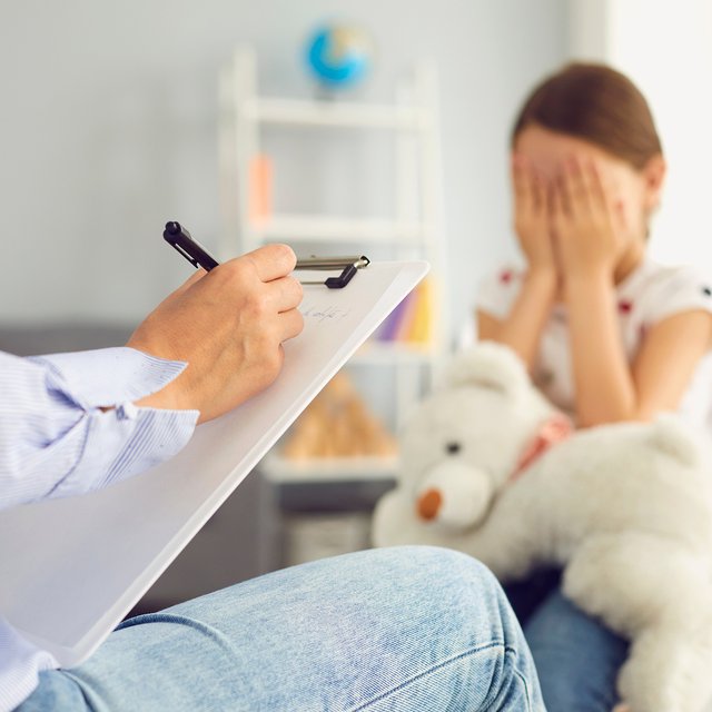 Ребёнку нужен психолог, но денег на него нет. Где можно найти помощь