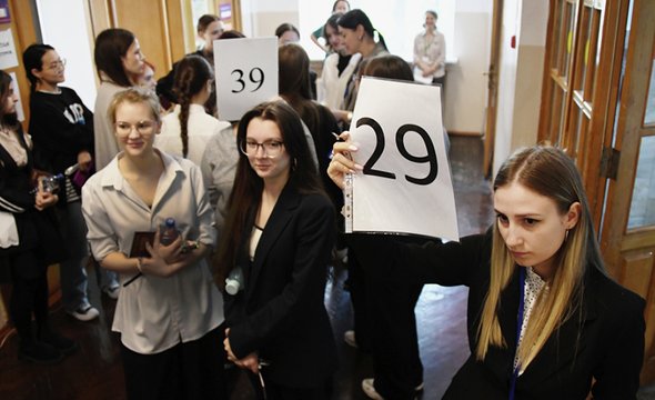 Перед ЕГЭ. 11 важных вопросов о правилах на ЕГЭ: как одеваться, можно ли брать с собой еду, что будет за опоздание и так далее