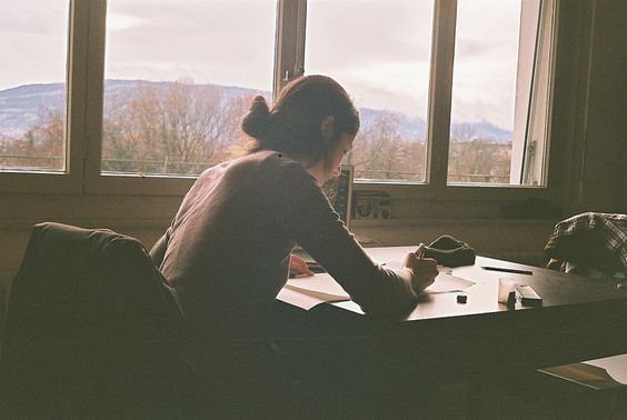 Я очень люблю то, что считала наукой. Когда я писала дипломную работу, я встречалась с практикующими журналистами и редакторами трех российских регионов.