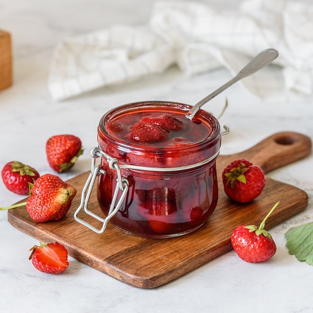 Рецепт клубничного варенья за полчаса: проверено многодетной мамой, у которой вечно нет времени