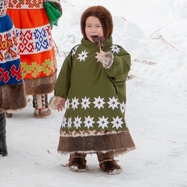 Почему «ХМАО-Югра» пишется через дефис, а не через тире?