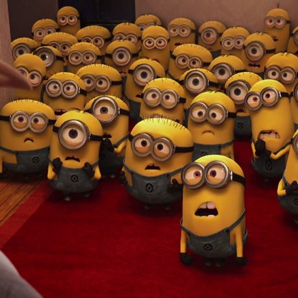 "Каждое утро дети бьются не на жизнь, а на смерть за вешалки"