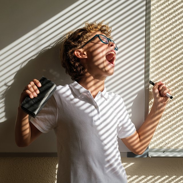 В классе неуправляемый ребенок: что могут сделать родители других детей