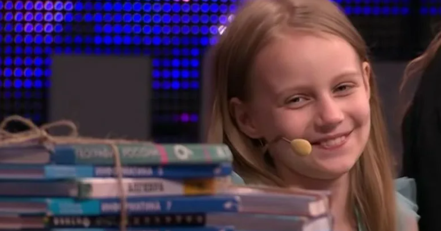 Теплякова отчислена. Алиса 9 лет мгу. девочка вундеркинд алиса теплякова. алиса теплякова мгу. 9-летняя алиса теплякова.