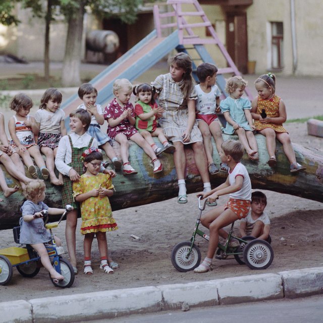 Что значит делать "солнышко" на качелях? Ностальгический тест: кто вы во дворе
