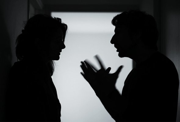 Ольга Симонова, История, Насилие в семье